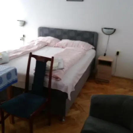 Paprika Vendeghaz * Harkany
