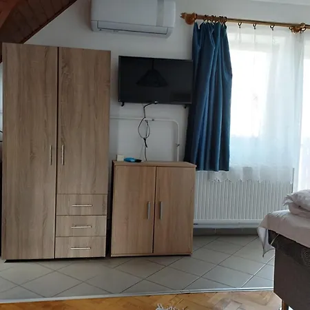 Paprika Vendeghaz Guest house *